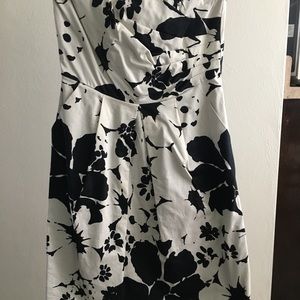 Strapless dress